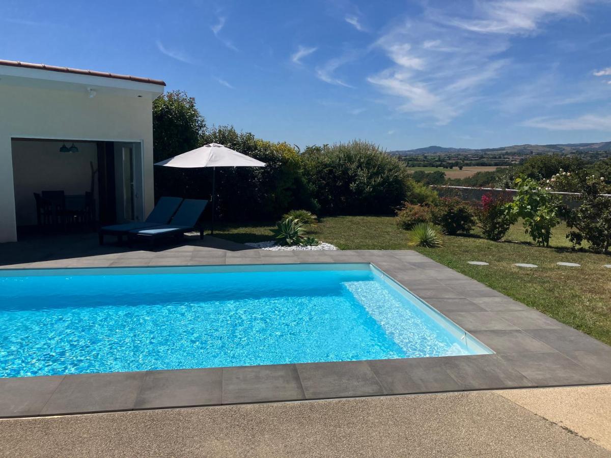 Gite Bambou Avec Piscine Saint-Andeol-le-Chateau Luaran gambar